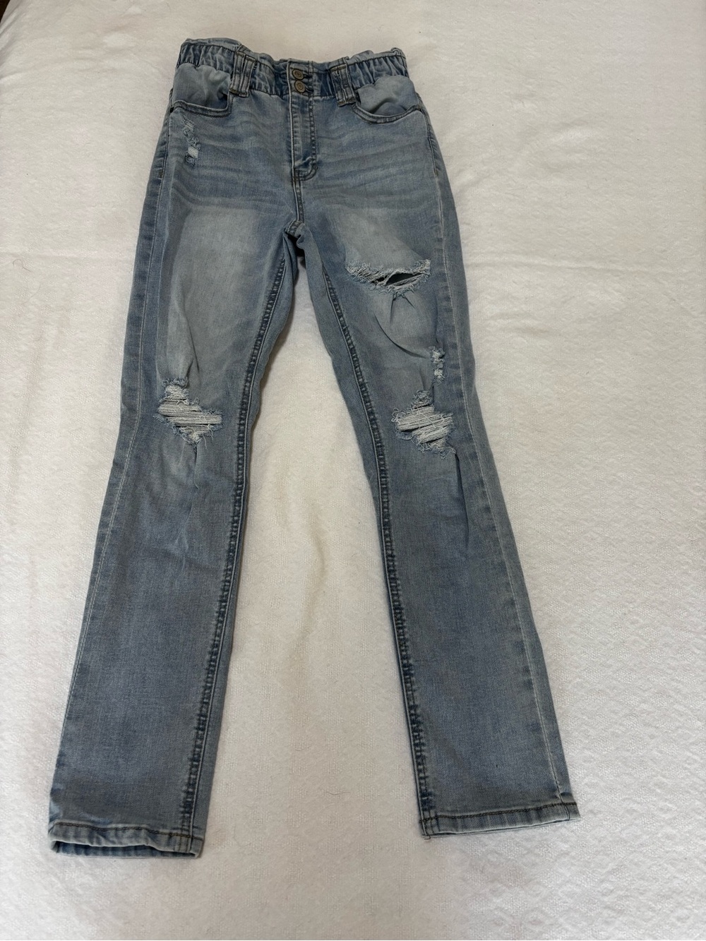Rue21 Women's Light Blue Distressed Skinny Jeans